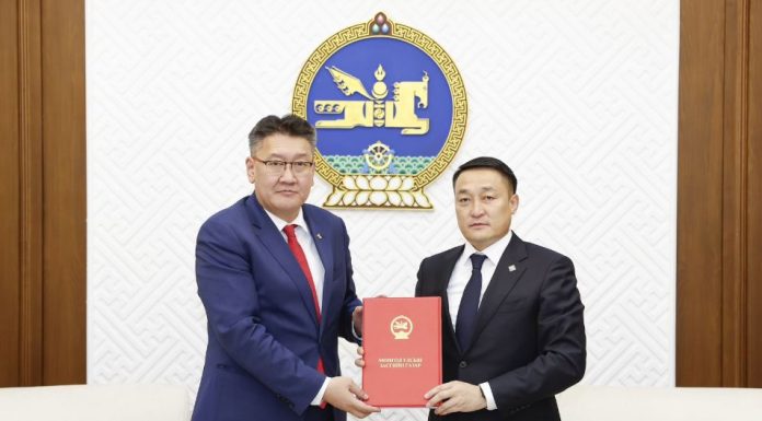 БНЭУ-ын Экспорт-Импорт банк хоорондын Зээлийн хэлэлцээрийг соёрхон батлах тухай хуулийн төслийг өргөн мэдүүллээ