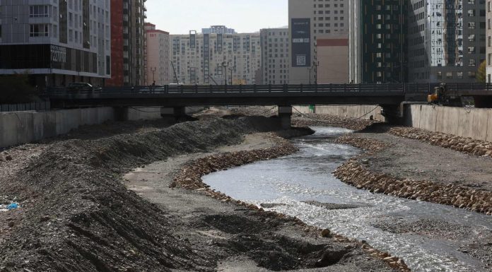 "Сэлбэ голын доор чулуун бэхэлгээ хийснээр лаг хагшаас тогтохгүй"