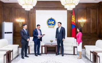 Худалдаа, аж үйлдвэрийн танхимын тухай хуулийн шинэчилсэн найруулгын төслийг өргөн мэдүүлэв