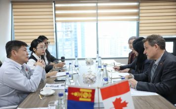 Канад Улстай хамтын ажиллагаагаа өргөжүүлнэ