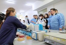 Ерөнхий сайд Г.Занданшатар цусаа хандивлаж, бусдад амьдрал бэлэглэхийг уриаллаа