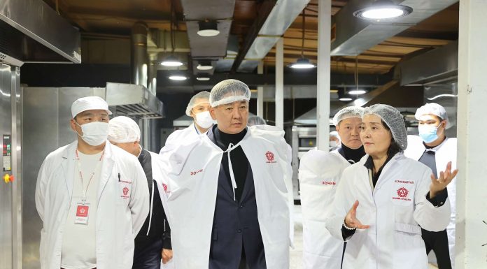 “Хүнсний хувьсгал”-ын үр дүнд аж ахуйн нэгжүүдийн хүчин чадал нэмэгдэж, үйлдвэрлэлийн хэмжээ өсжээ