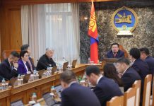 Төрийн өмчит 18 компани, үйлдвэрийн газрын хувьцааг худалдаж, нээлттэй хувьцаат компани болгоно