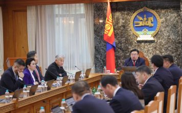 Төрийн өмчит 18 компани, үйлдвэрийн газрын хувьцааг худалдаж, нээлттэй хувьцаат компани болгоно