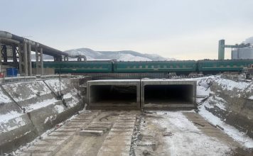 “Гермес” худалдааны төвийн нүхэн гарцын туннелийн их биеийн бүтээцийг түлхэх технологиор хийж дууслаа